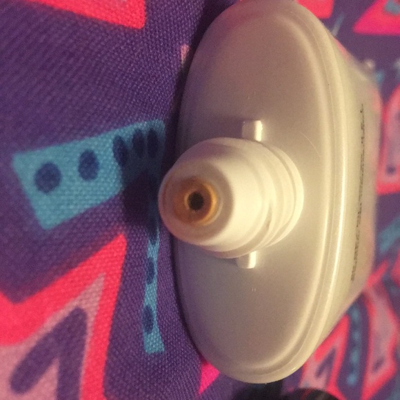 New, unused, expired Stila Beauty Balm - Picture 4 of 4